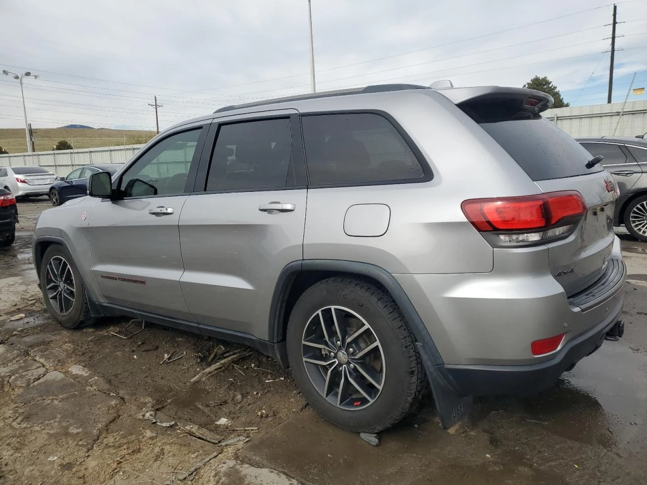 Jeep Grand cherokee TrailHawk Обдух* 8ZF* LED* М.Точка* Въздух*  - изображение 6