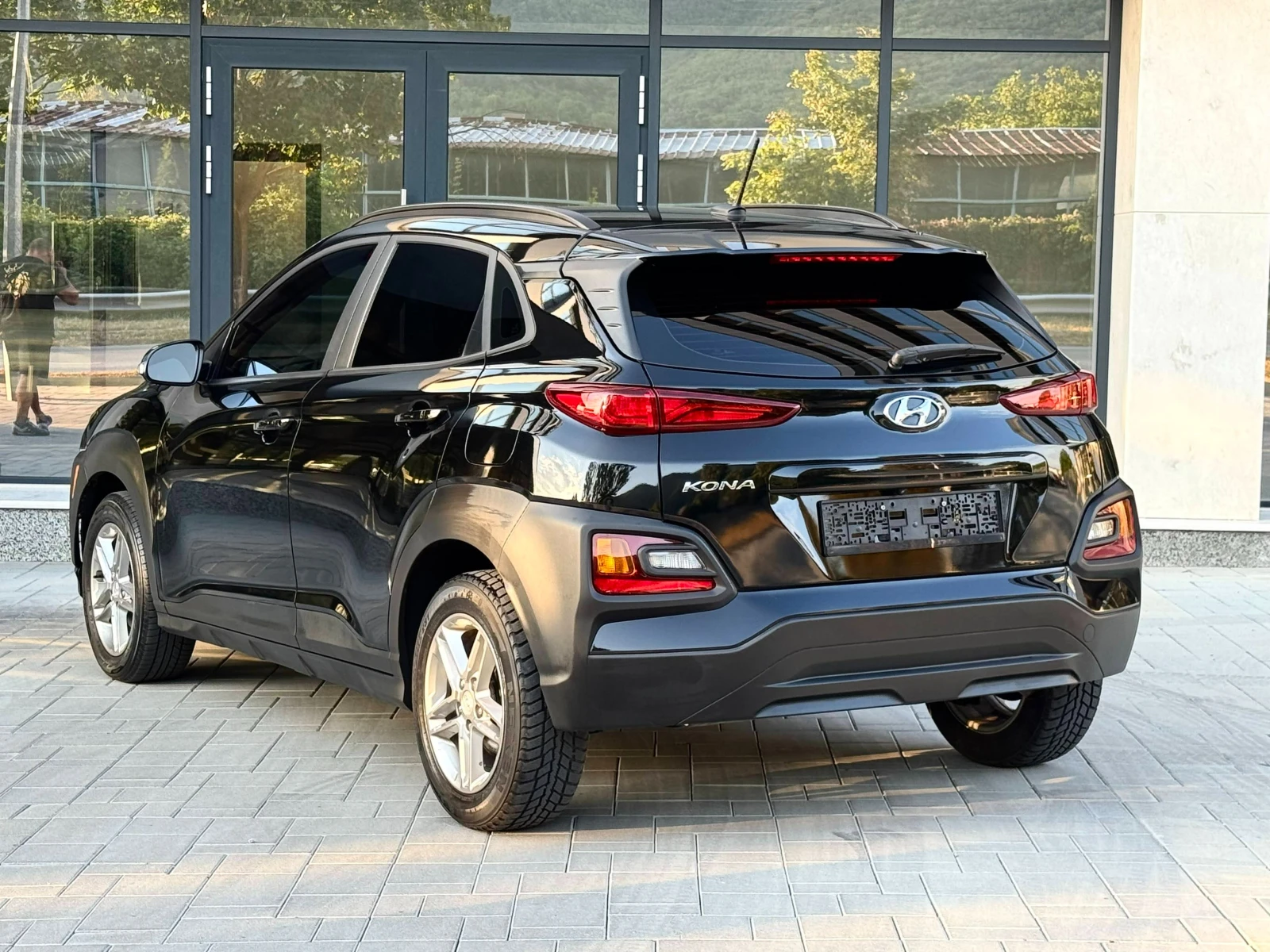 Hyundai Kona  - изображение 5
