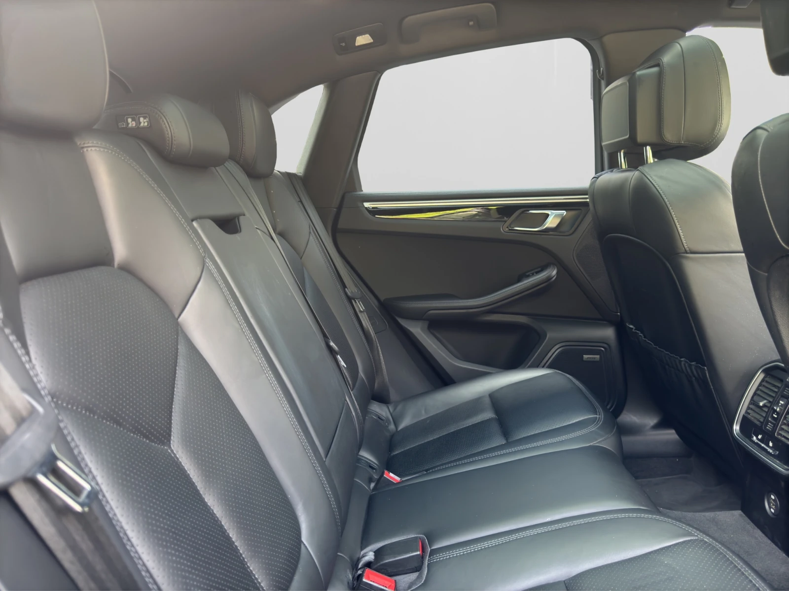 Porsche Macan S, снимка 15 - Автомобили и джипове - 52846997