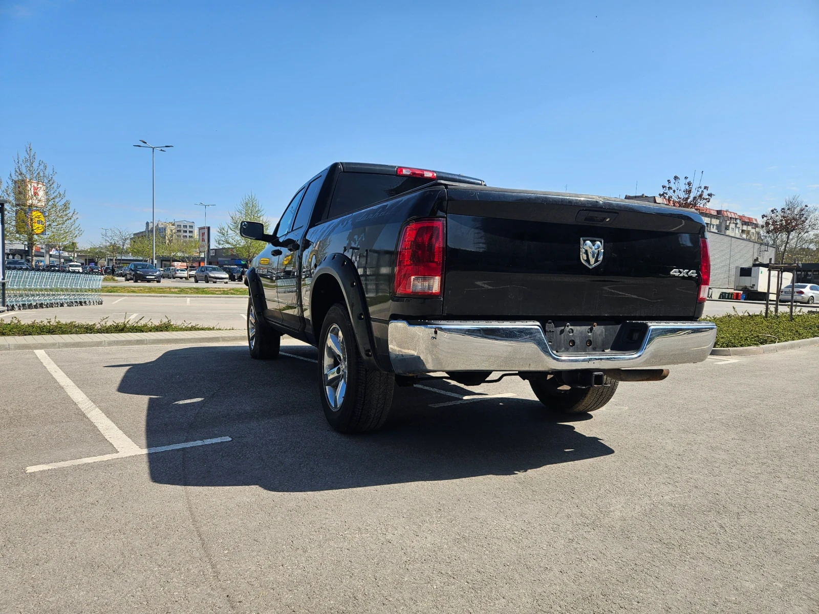 Dodge RAM 1500  5.7 Hemi 4x4, снимка 10 - Автомобили и джипове - 53496908