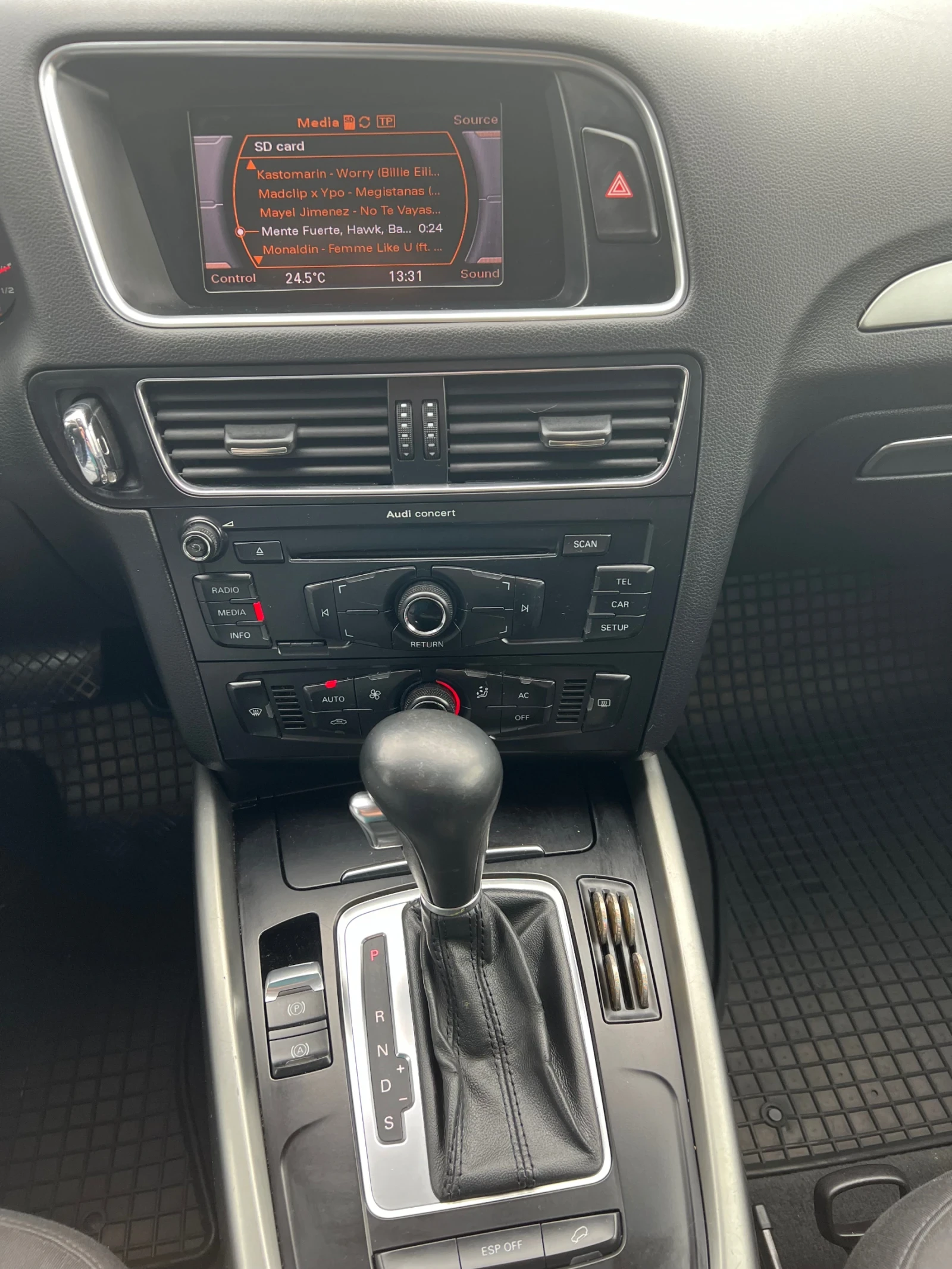 Audi Q5 3.0 TDI, снимка 7 - Автомобили и джипове - 53577676