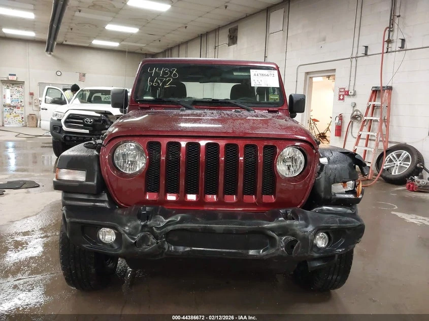 Jeep Wrangler 2.0l Sport 4X4, снимка 12 - Автомобили и джипове - 53885493