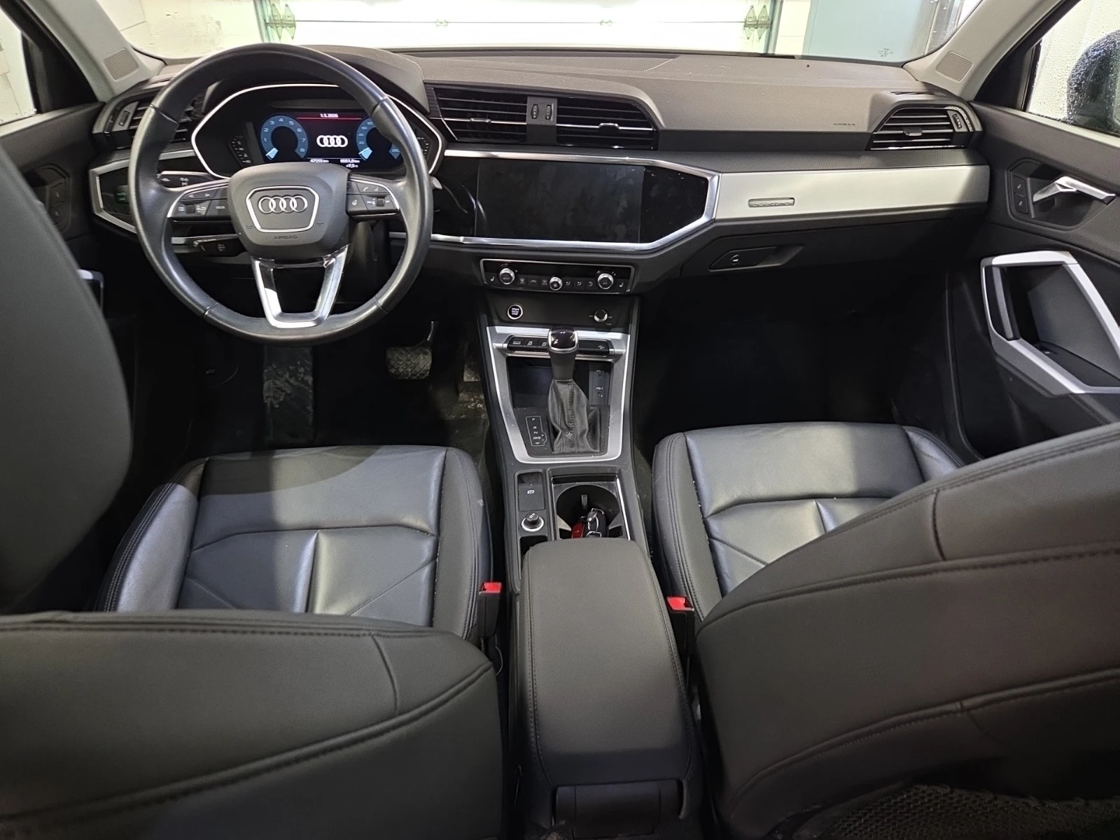 Audi Q3 S line Premium 45 TFSI quattro, снимка 13 - Автомобили и джипове - 54451266