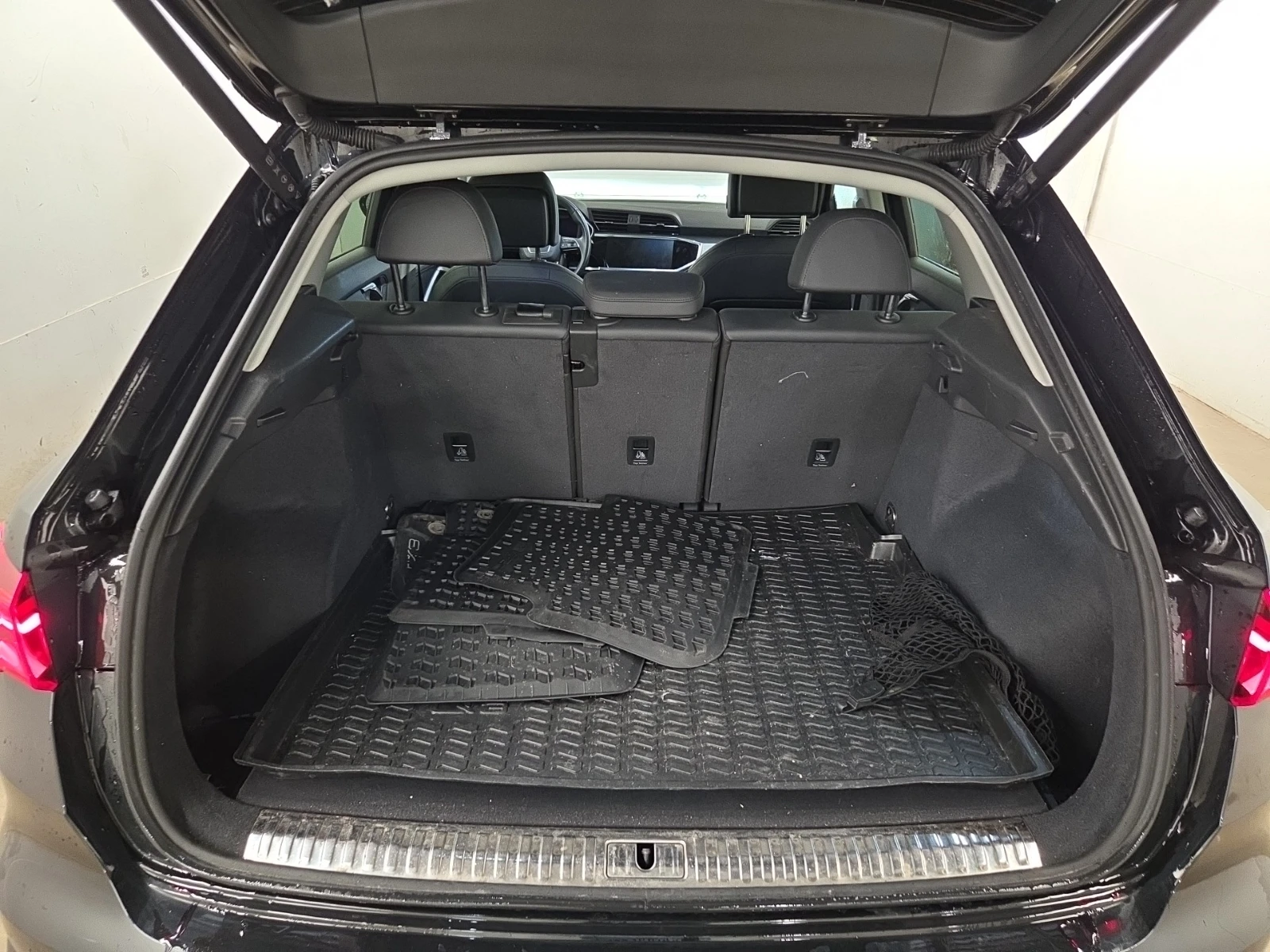 Audi Q3 S line Premium 45 TFSI quattro, снимка 8 - Автомобили и джипове - 54451266