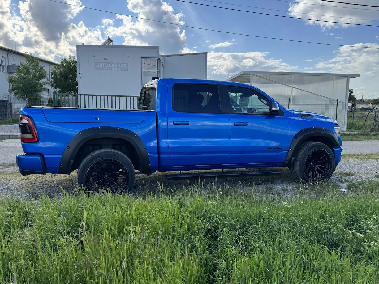 Dodge RAM 1500 Sport, снимка 4 - Автомобили и джипове - 54608758