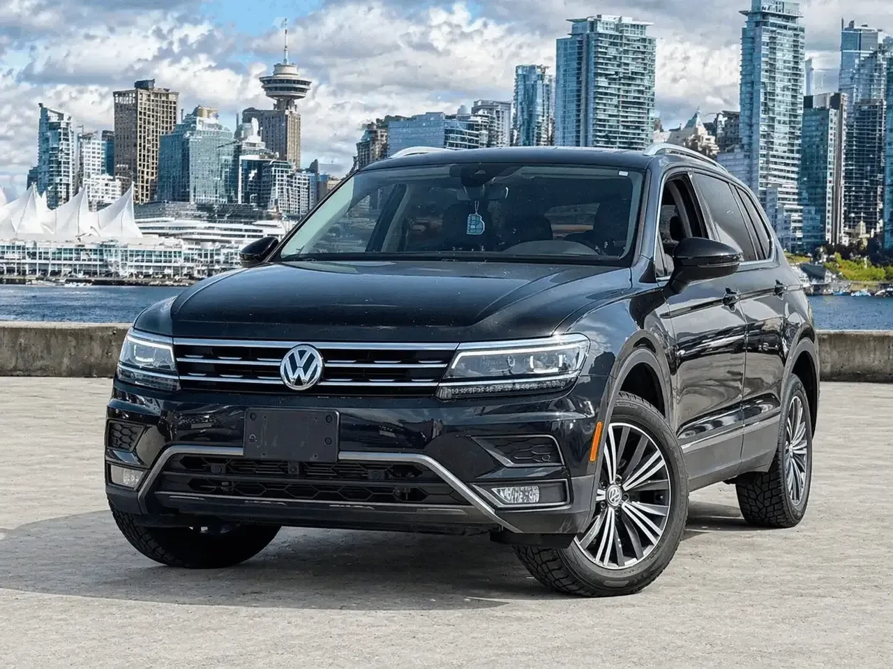 VW Tiguan 4MOTION HIGHLINE| PANO| FENDER AUDIO| CAM| ДИГИТАЛ