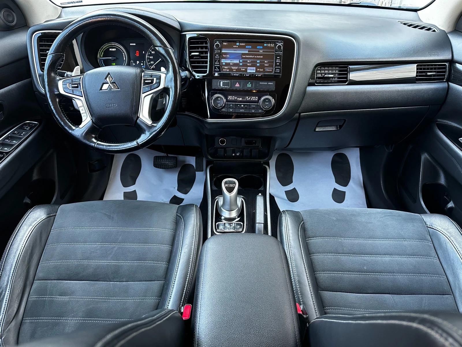 Mitsubishi Outlander, снимка 10 - Автомобили и джипове - 54869197