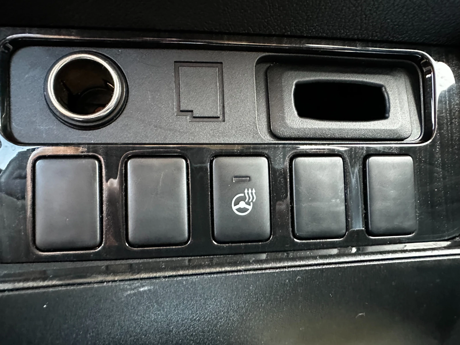 Mitsubishi Outlander, снимка 17 - Автомобили и джипове - 54869197