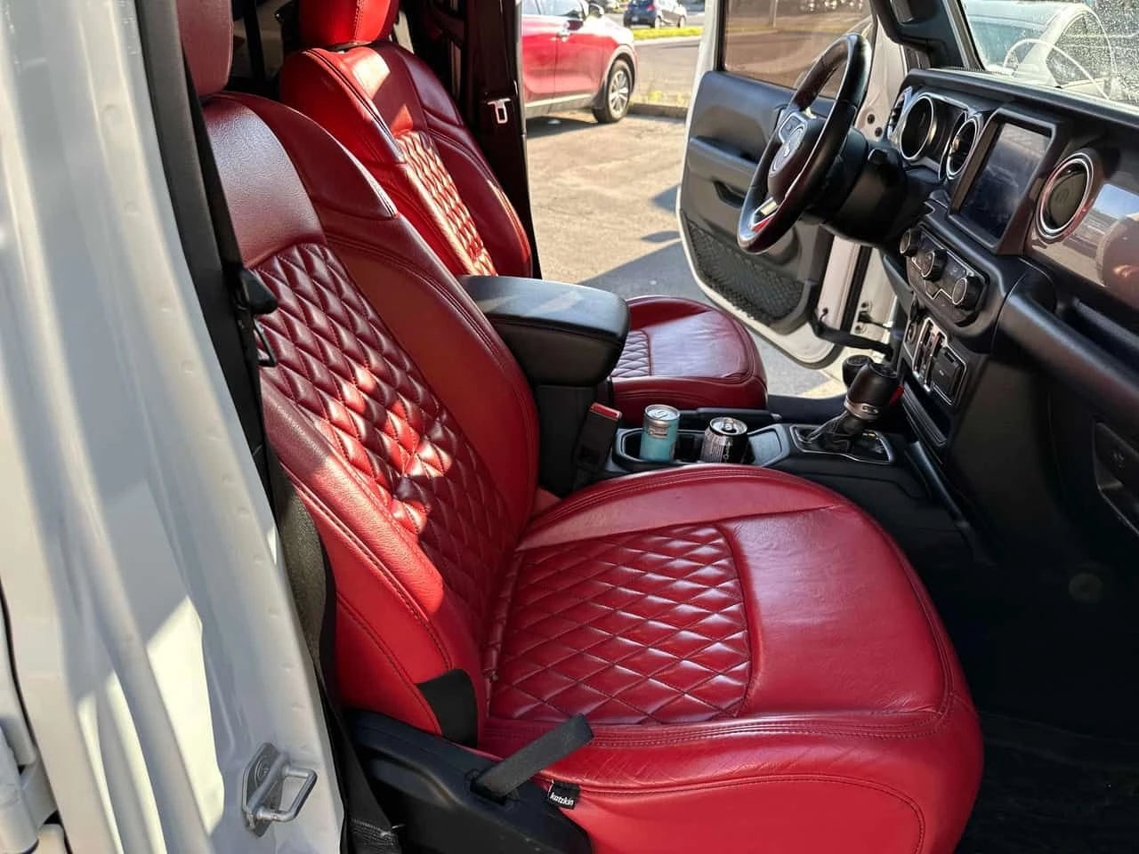 Jeep Wrangler  Sahara /ДЪЛГА БАЗА/ CARFAX /АВТОКРЕДИТ , снимка 11 - Автомобили и джипове - 55508062