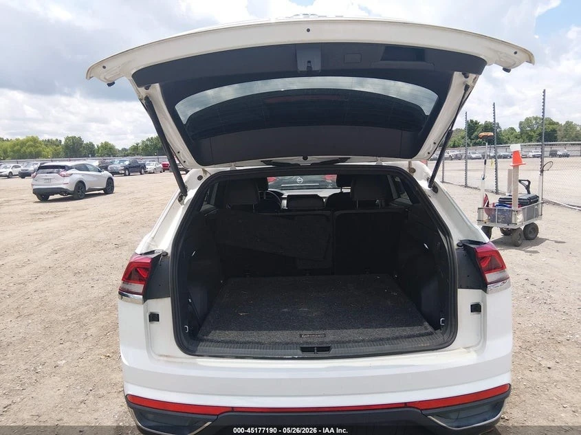VW Atlas CROSS SPORT* ПОДГРЕВ* KEYLESS* KAMERA, снимка 16 - Автомобили и джипове - 55533484
