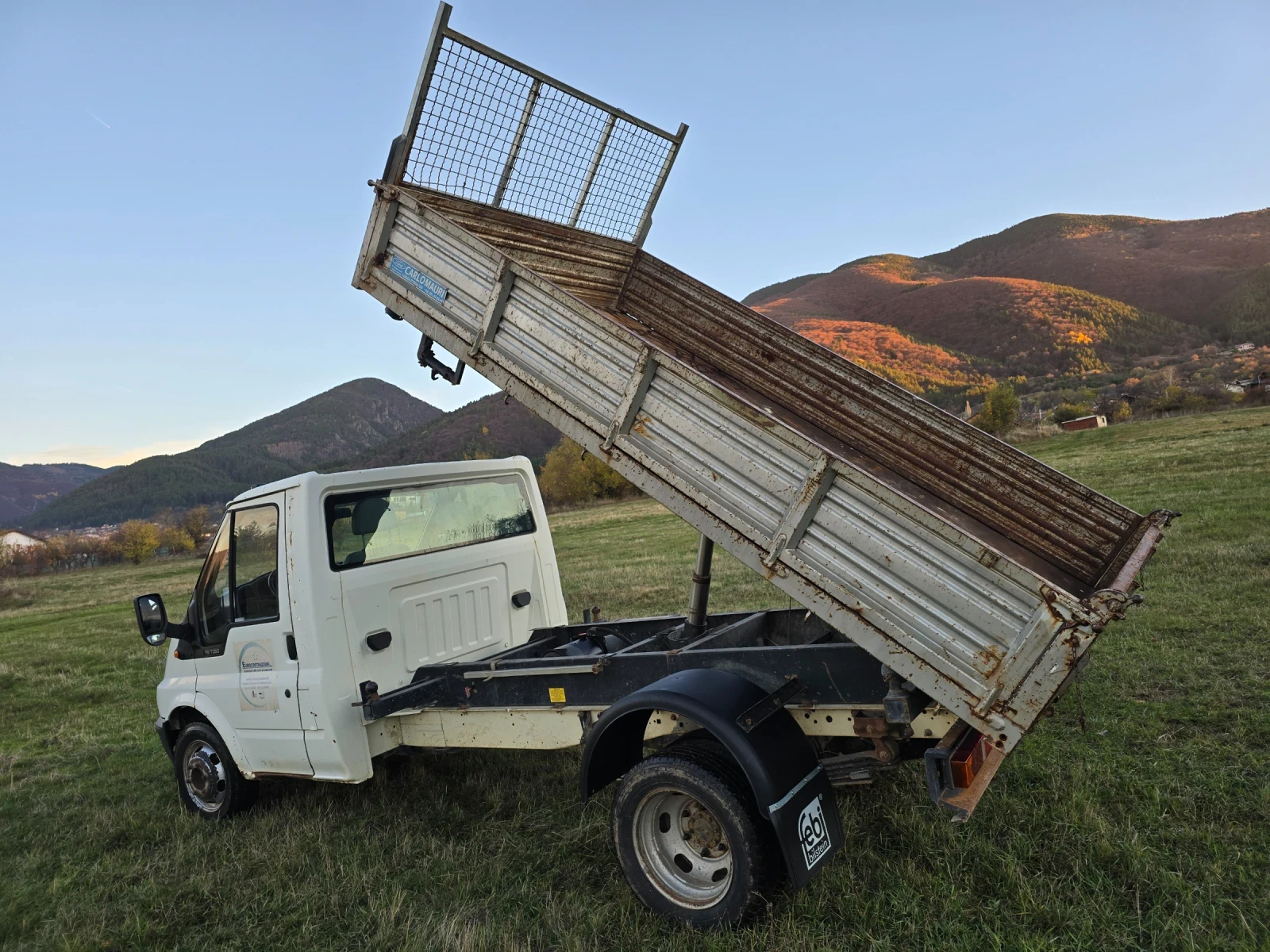 Ford Transit 2.4TD - изображение 6