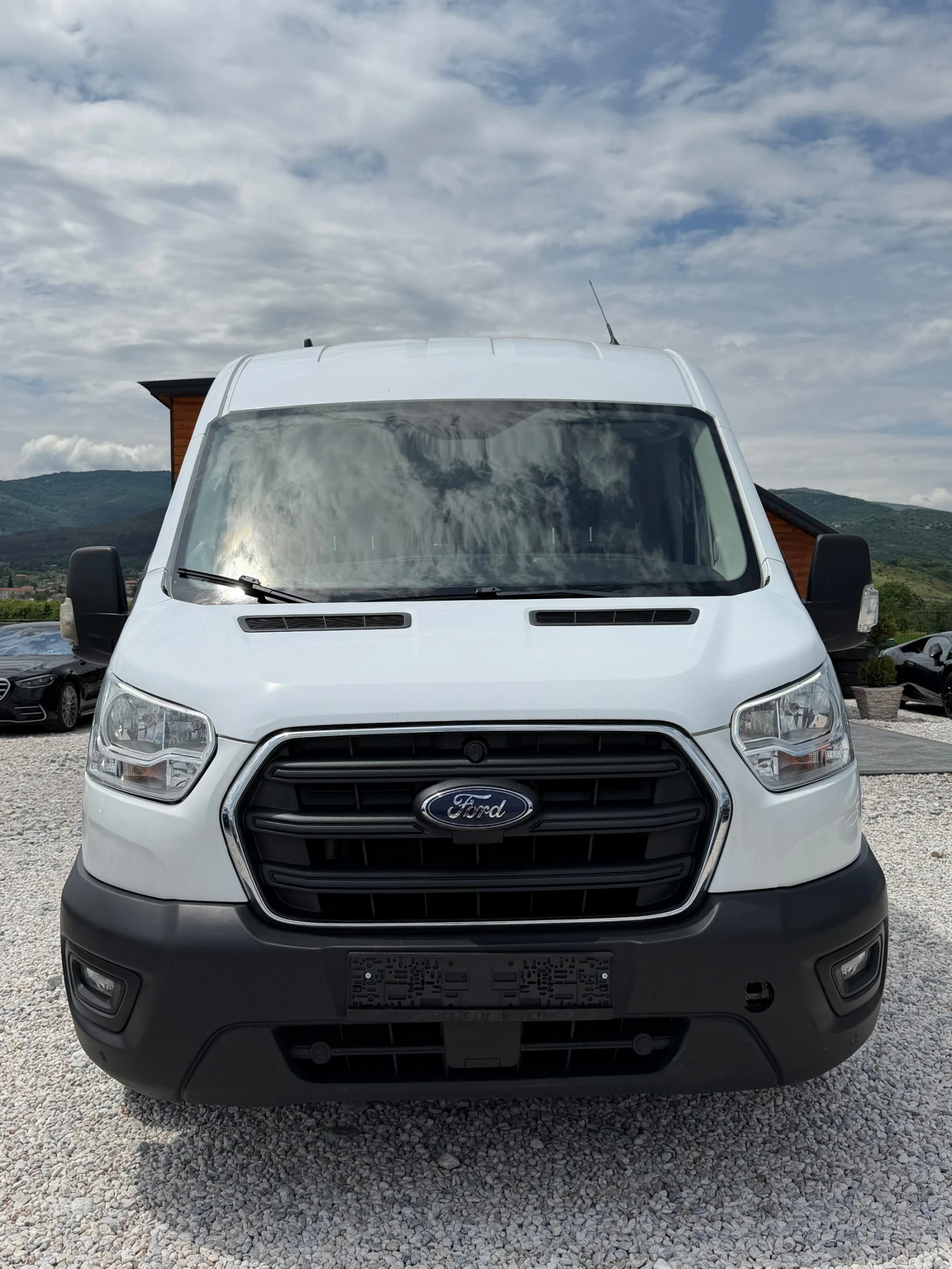 Ford Transit 2020г/Товарен, снимка 2 - Бусове и автобуси - 54621334