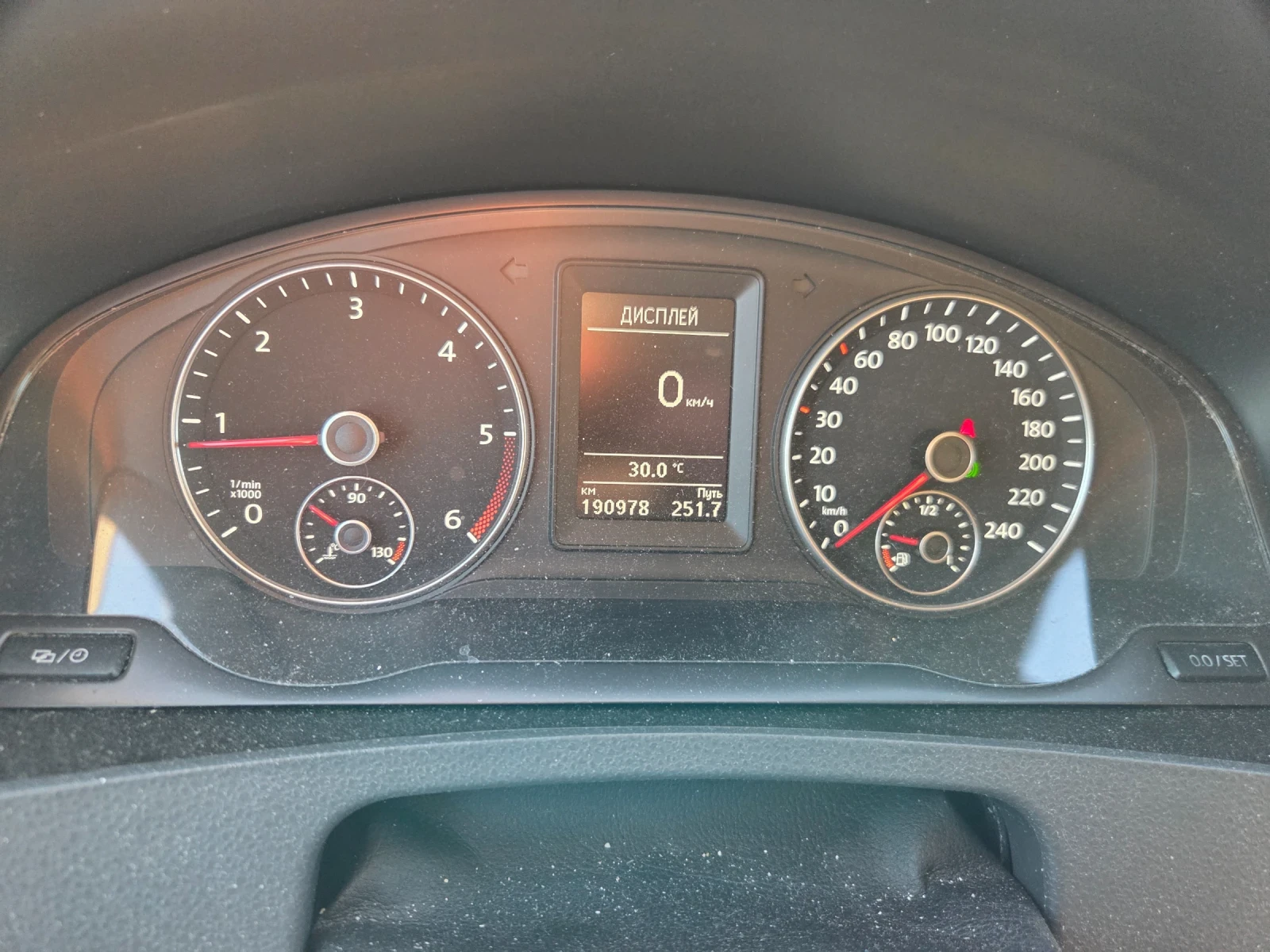 VW Transporter 2.0 TDI 180KS AUTOMT, снимка 14 - Бусове и автобуси - 55950816