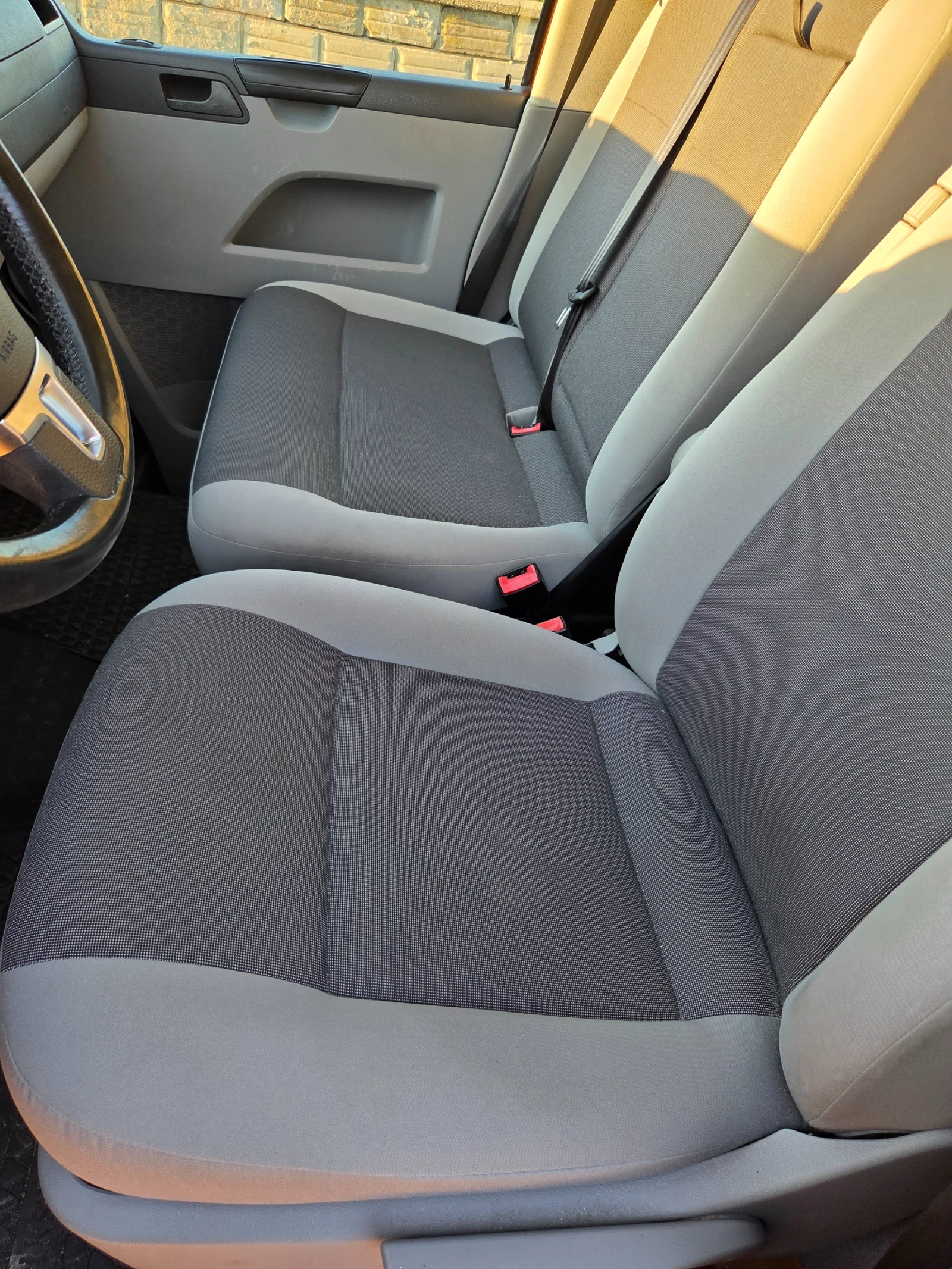 VW Transporter 2.0 TDI 180KS AUTOMT, снимка 17 - Бусове и автобуси - 55950816