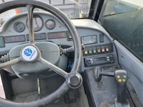 Телескопичен товарач New Holland Lm415, снимка 5