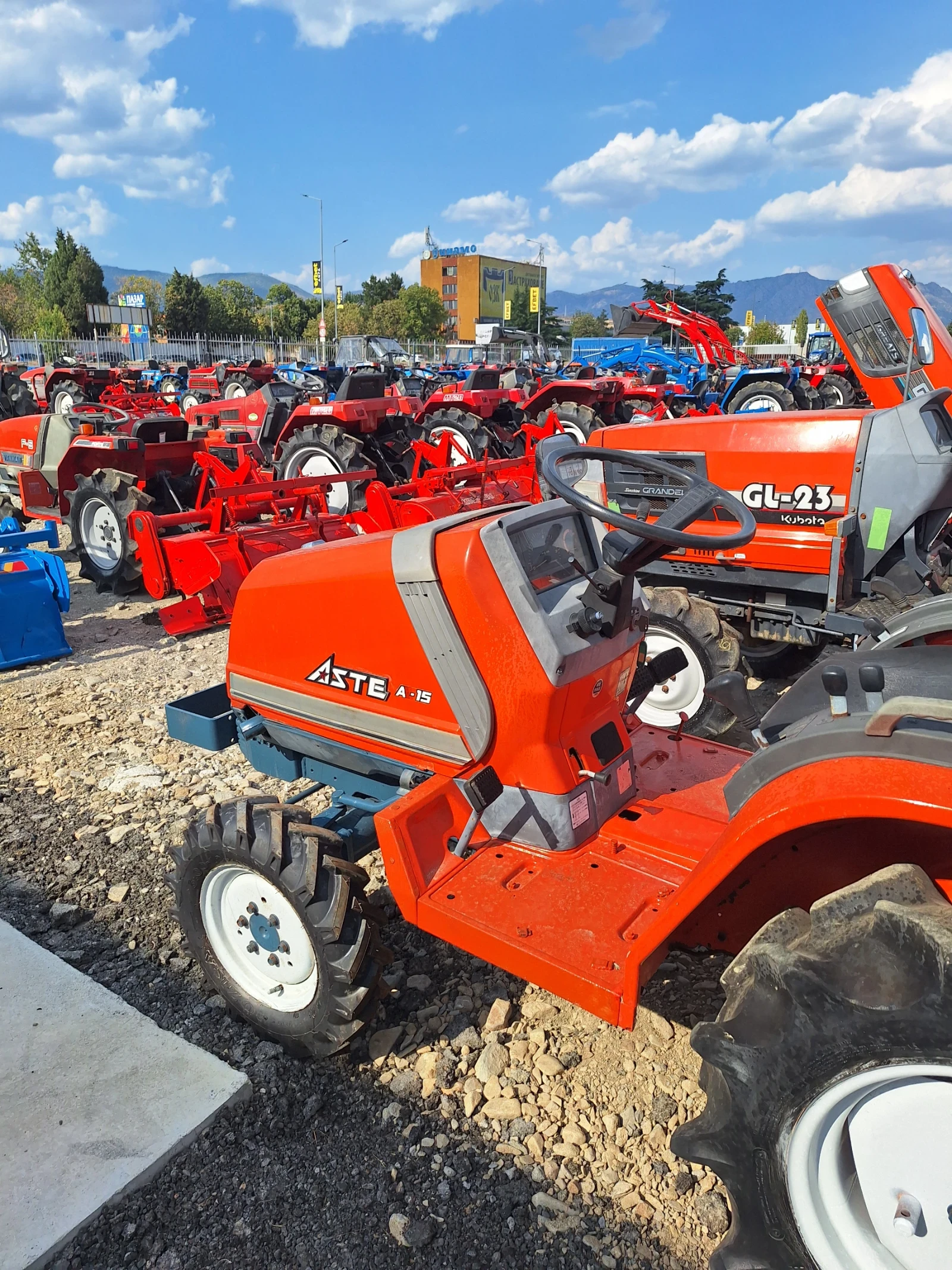Трактор Kubota Саки агро Сливен , снимка 7 - Селскостопанска техника - 55927391