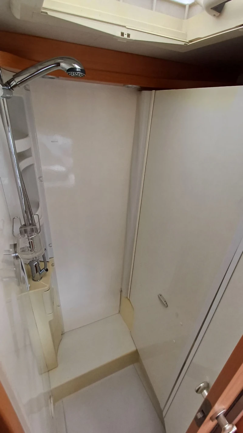 Кемпер HYMER / ERIBA Exis Ex 482, снимка 17 - Каравани и кемпери - 53397408