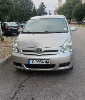 Toyota Corolla verso 2.2, снимка 1