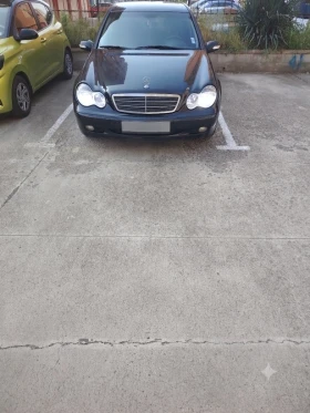 Mercedes-Benz C 200, снимка 4