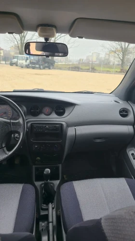 Daihatsu Yrv 1.3i 16V, снимка 8