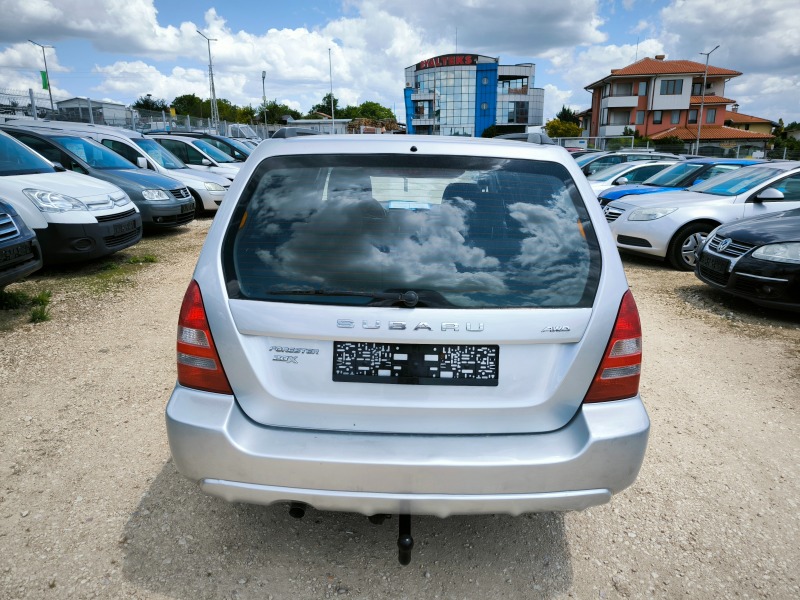 Subaru Forester 2.0I, снимка 5 - Автомобили и джипове - 45914628