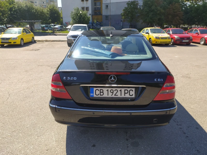 Mercedes-Benz E 320 Avantgarde, снимка 6 - Автомобили и джипове - 49190017