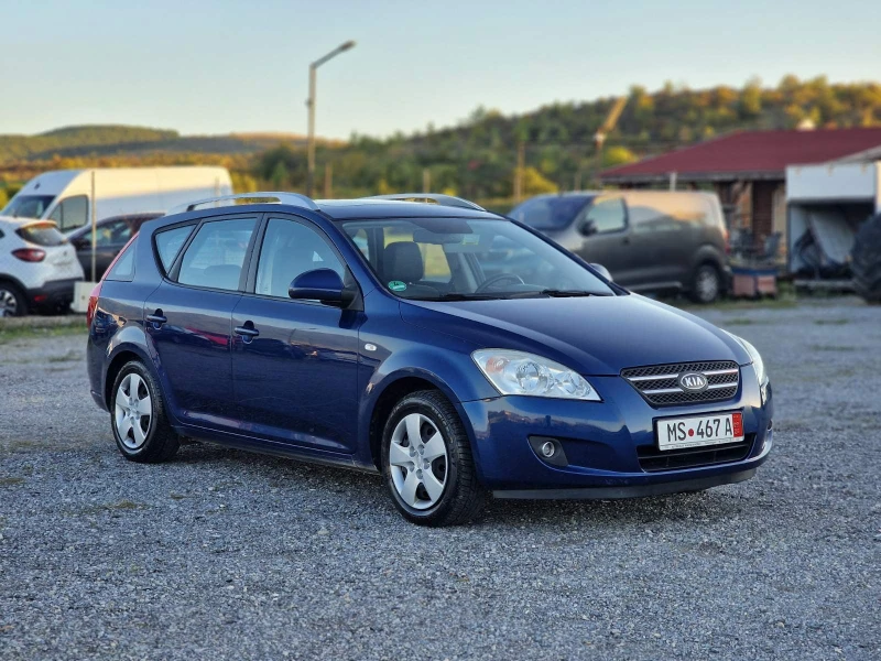 Kia Ceed 2.0, снимка 3 - Автомобили и джипове - 47418596