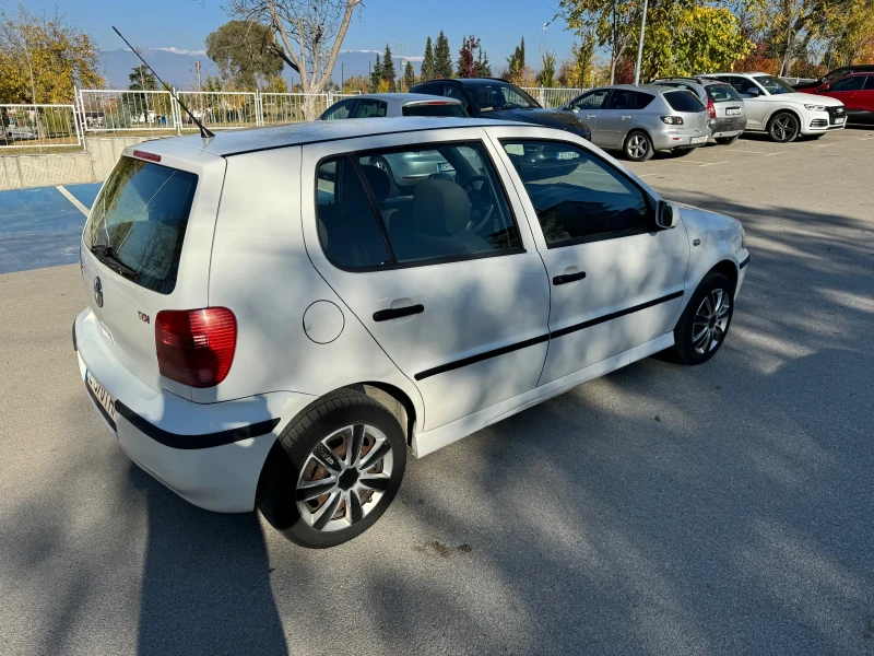 VW Polo, снимка 5 - Автомобили и джипове - 48016329