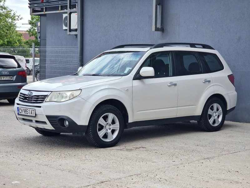 Subaru Forester 2.0 АВТОМАТИК LPG, снимка 4 - Автомобили и джипове - 50479541