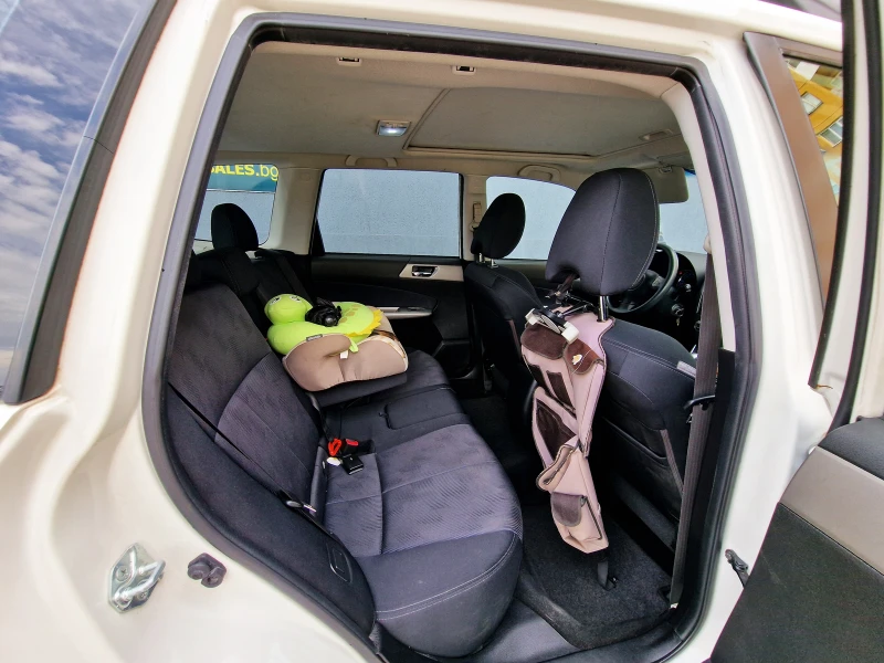 Subaru Forester 2.0 АВТОМАТИК LPG, снимка 13 - Автомобили и джипове - 50479541
