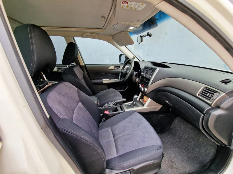 Subaru Forester 2.0 АВТОМАТИК LPG, снимка 12 - Автомобили и джипове - 50479541