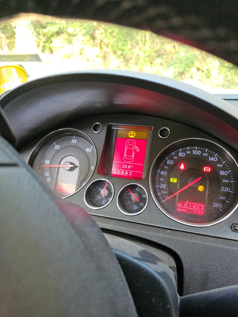 VW Passat Passat b6 2.0TDI 170 DSG, снимка 8 - Автомобили и джипове - 51548993