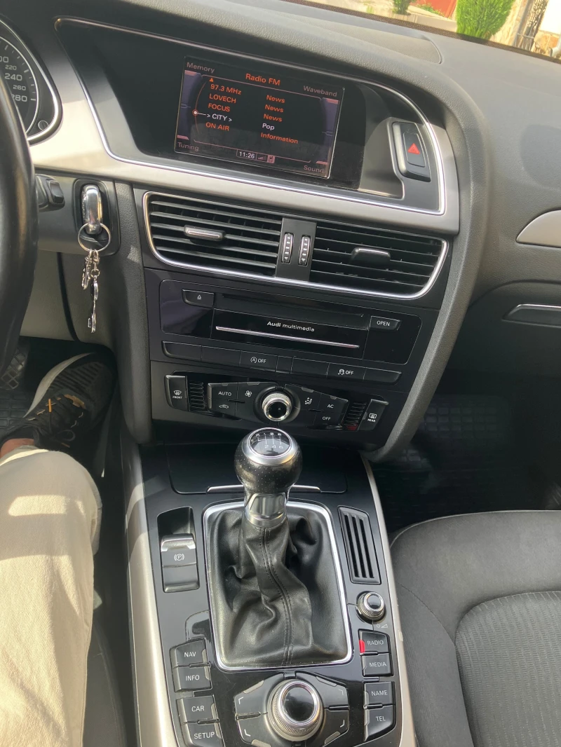 Audi A4, снимка 13 - Автомобили и джипове - 52085246