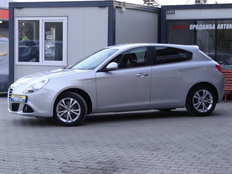 Alfa Romeo Giulietta 2.0jtd-170k.c. / 50 хил.км!!! /Автоматик/Euro-5B/, снимка 2 - Автомобили и джипове - 52282150