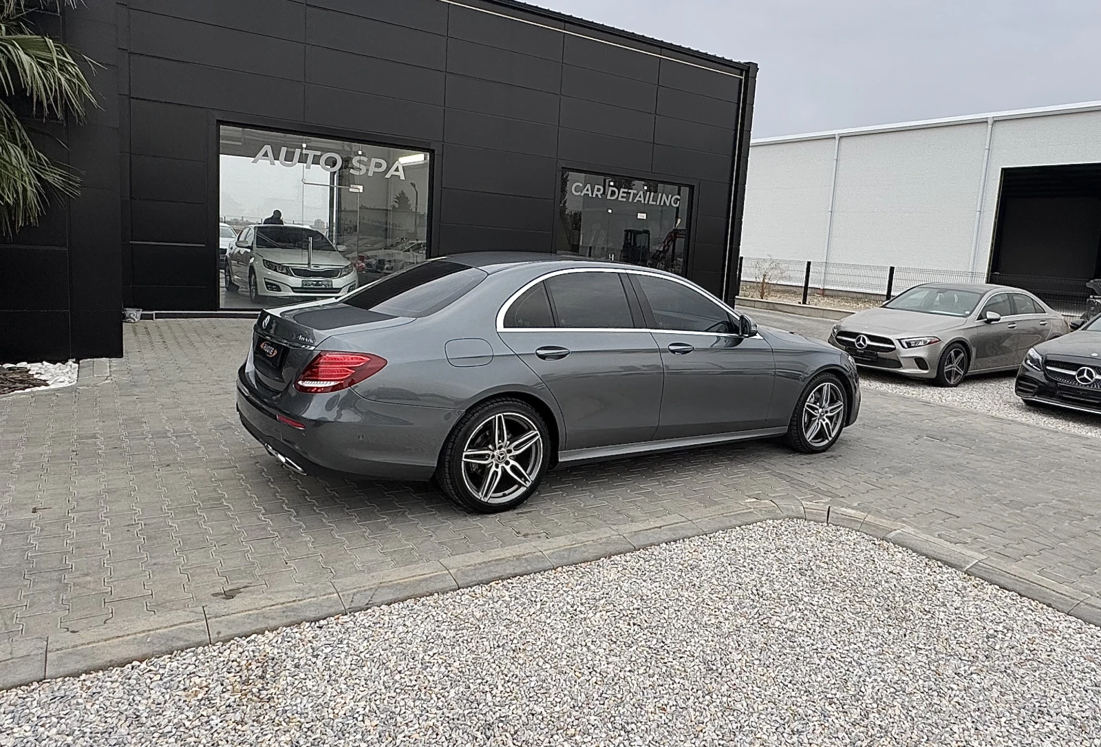 Mercedes-Benz E 220 d 4Matic AMG Pack Подгрев/Камера/Head-up - изображение 4