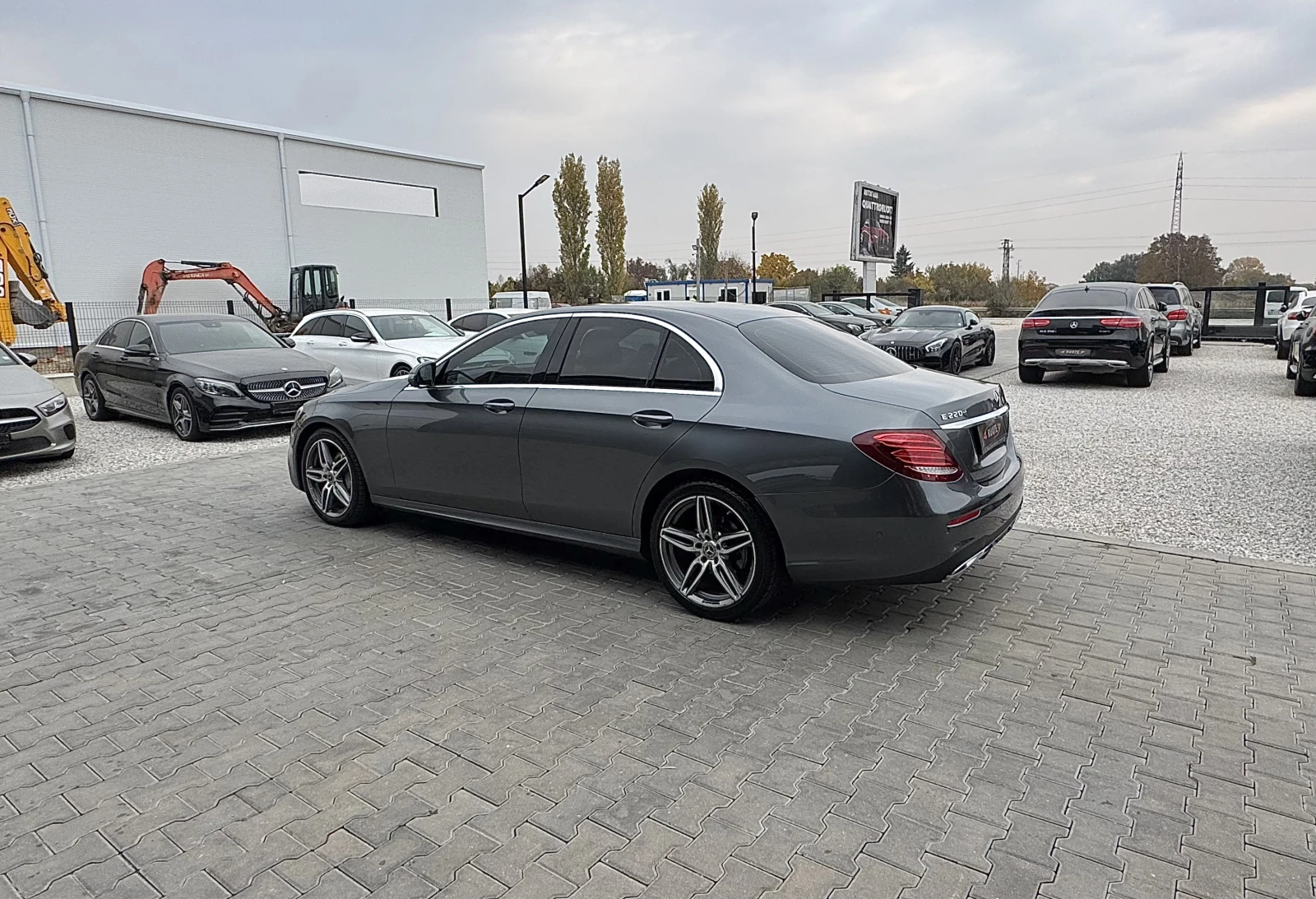 Mercedes-Benz E 220 d 4Matic AMG Pack Подгрев/Камера/Head-up - изображение 6