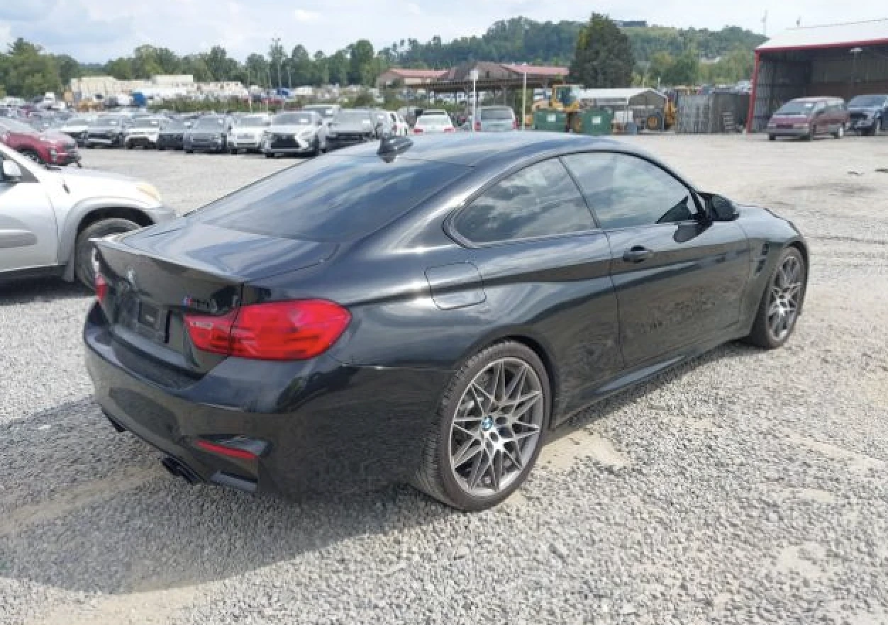 BMW M4  - изображение 4