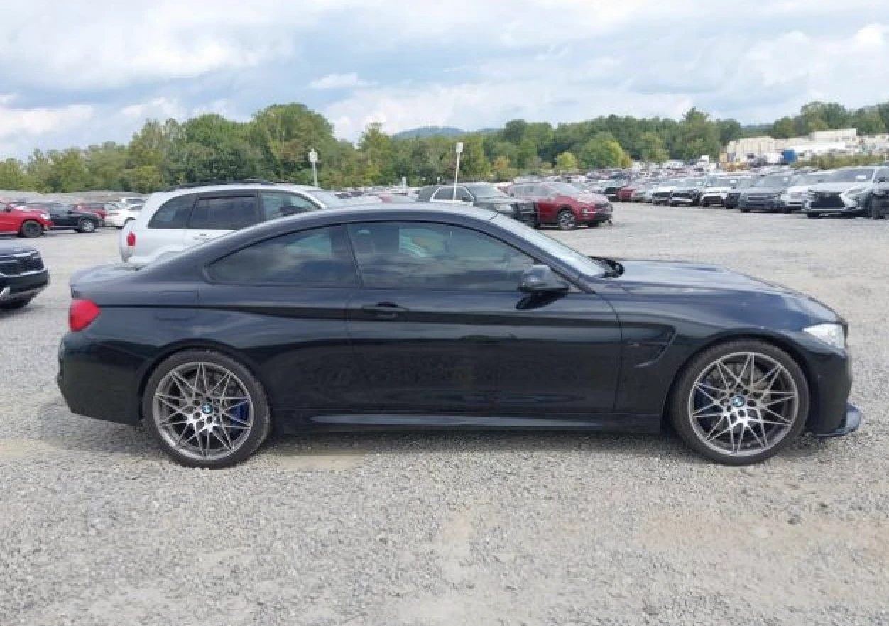BMW M4  - изображение 6