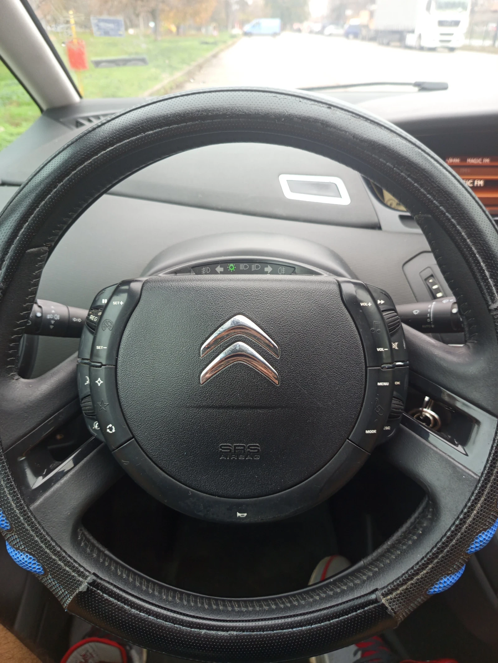 Citroen C4 Picasso  - изображение 8