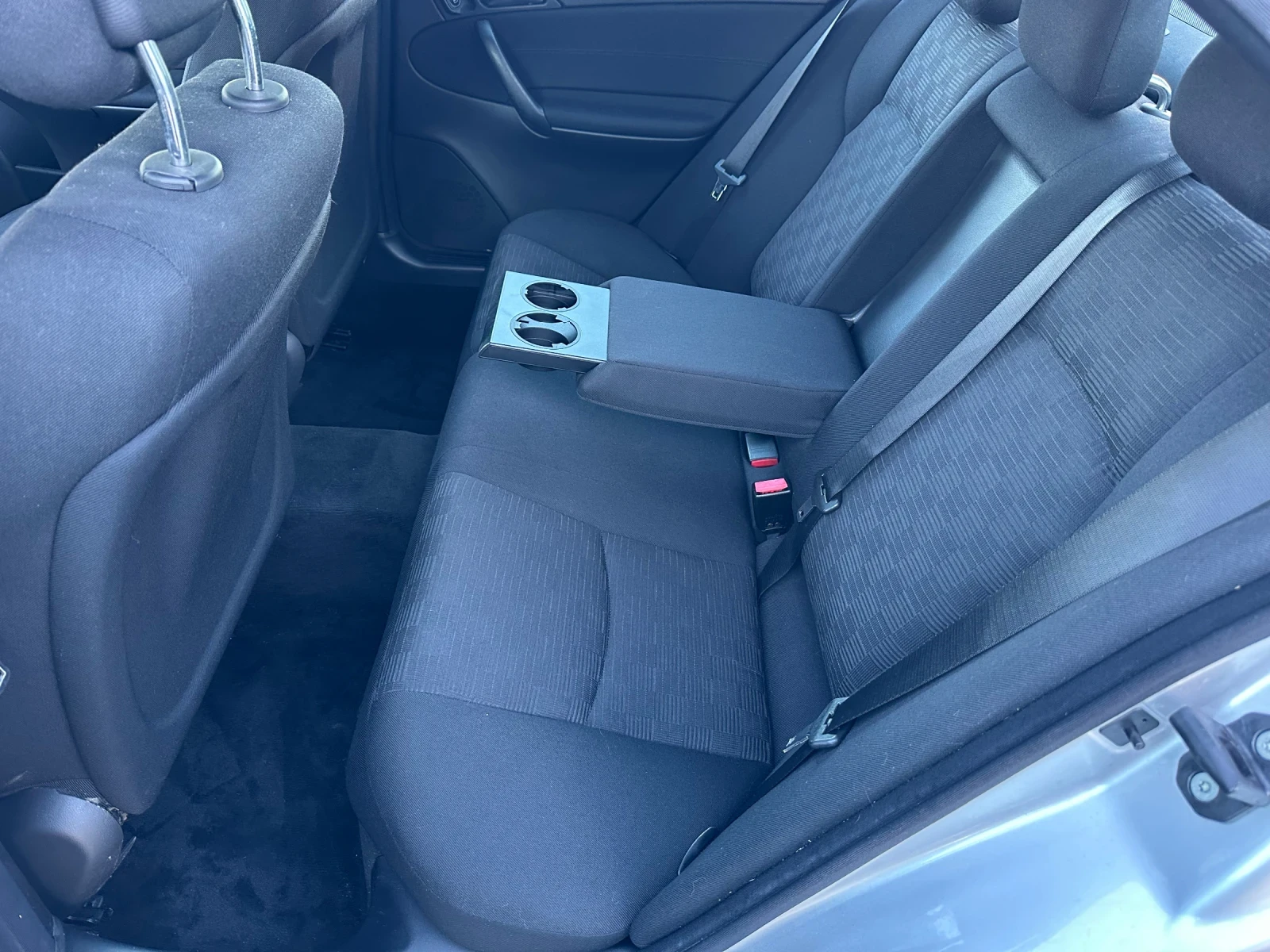 Mercedes-Benz C 220 CDI  Facelift автоматик, снимка 11 - Автомобили и джипове - 53787898