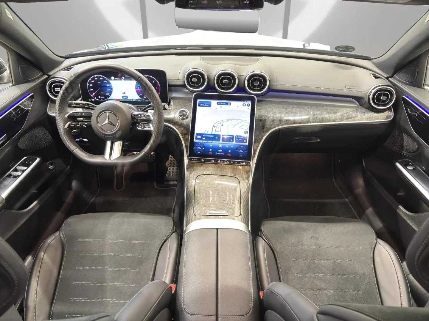 Mercedes-Benz C 220 d/ AMG/ DISTRONIC/ LED/ CAMERA/ KEYLESS/, снимка 11 - Автомобили и джипове - 53862978