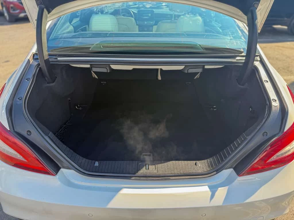 Mercedes-Benz CLS 550 AMG Line * Фиксирана цена до БГ * Без инциденти * , снимка 8 - Автомобили и джипове - 54040202