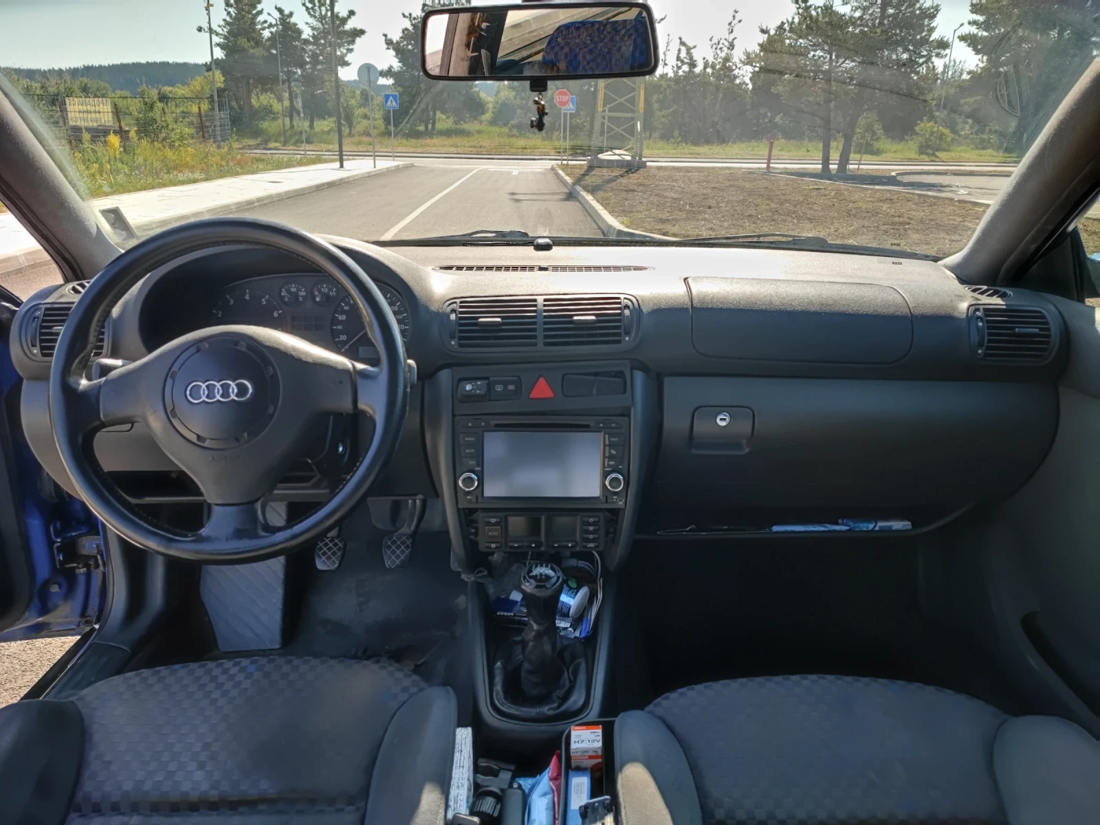 Audi A3 1.8 , снимка 12 - Автомобили и джипове - 54105030