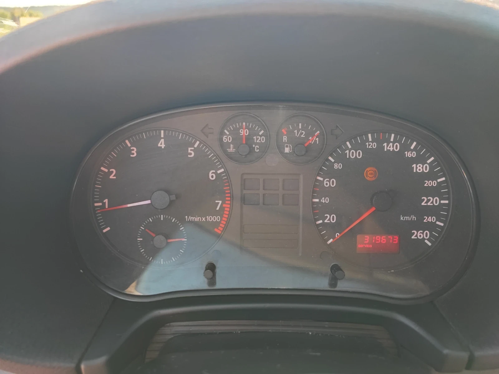 Audi A3 1.8 , снимка 13 - Автомобили и джипове - 54105030