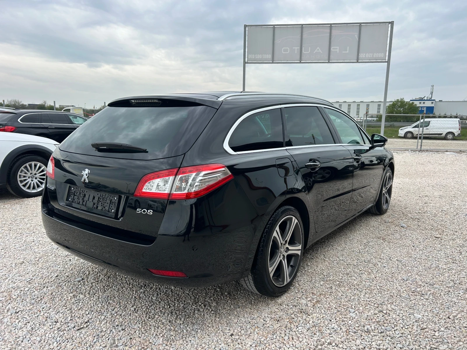 Peugeot 508 * 2.0* HDI* 180к.с* FULL* Сервизна* История* , снимка 4 - Автомобили и джипове - 54218431