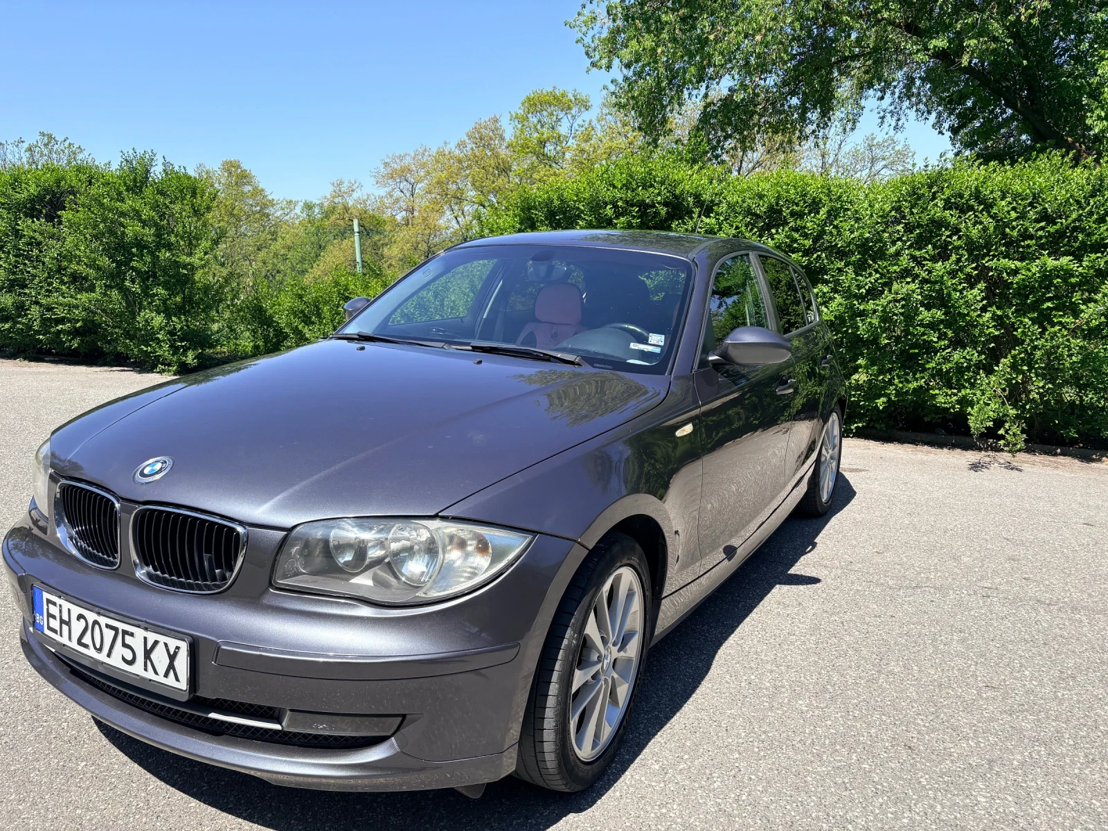 BMW 120  Facelift, снимка 10 - Автомобили и джипове - 54427440