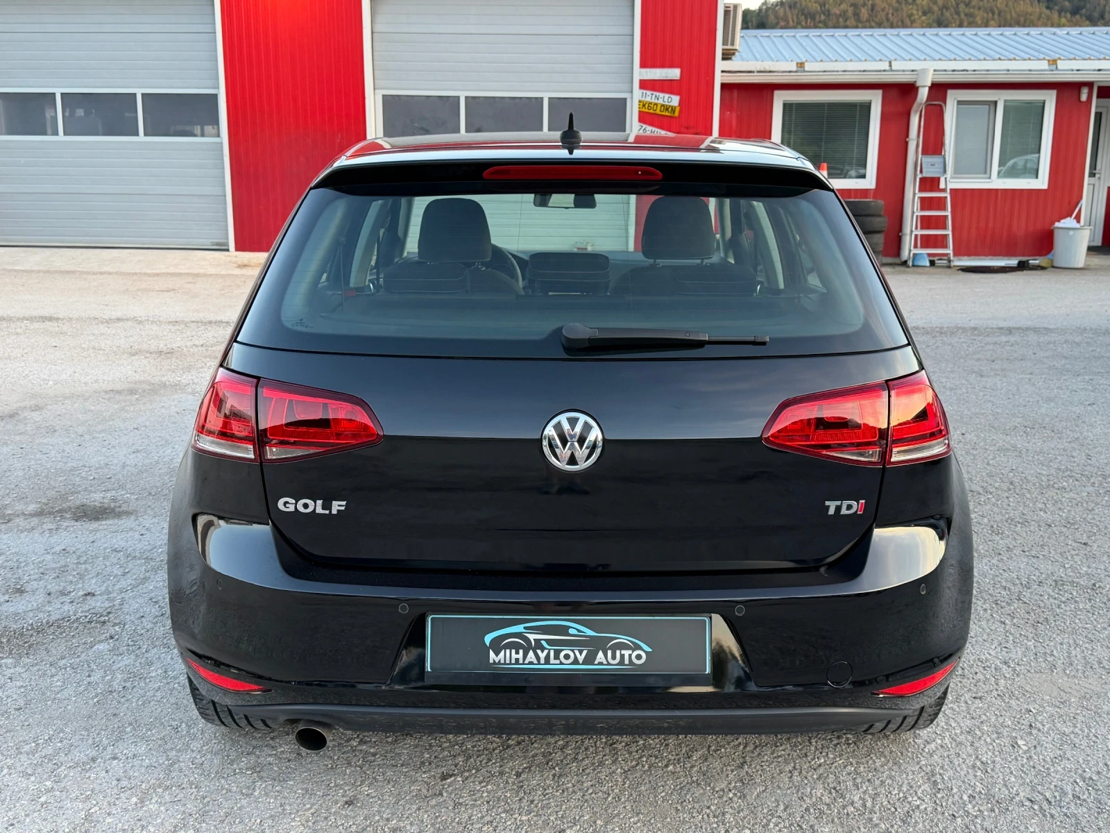 VW Golf 1.6TDI DSG/NAVI/ЛЕТИ ДЖ./НОВ ВНОС, снимка 4 - Автомобили и джипове - 54715158
