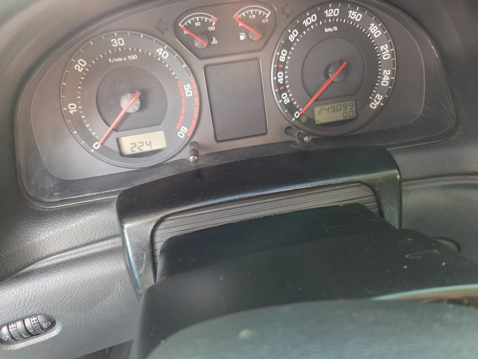 Skoda Superb Седан, снимка 4 - Автомобили и джипове - 54742504