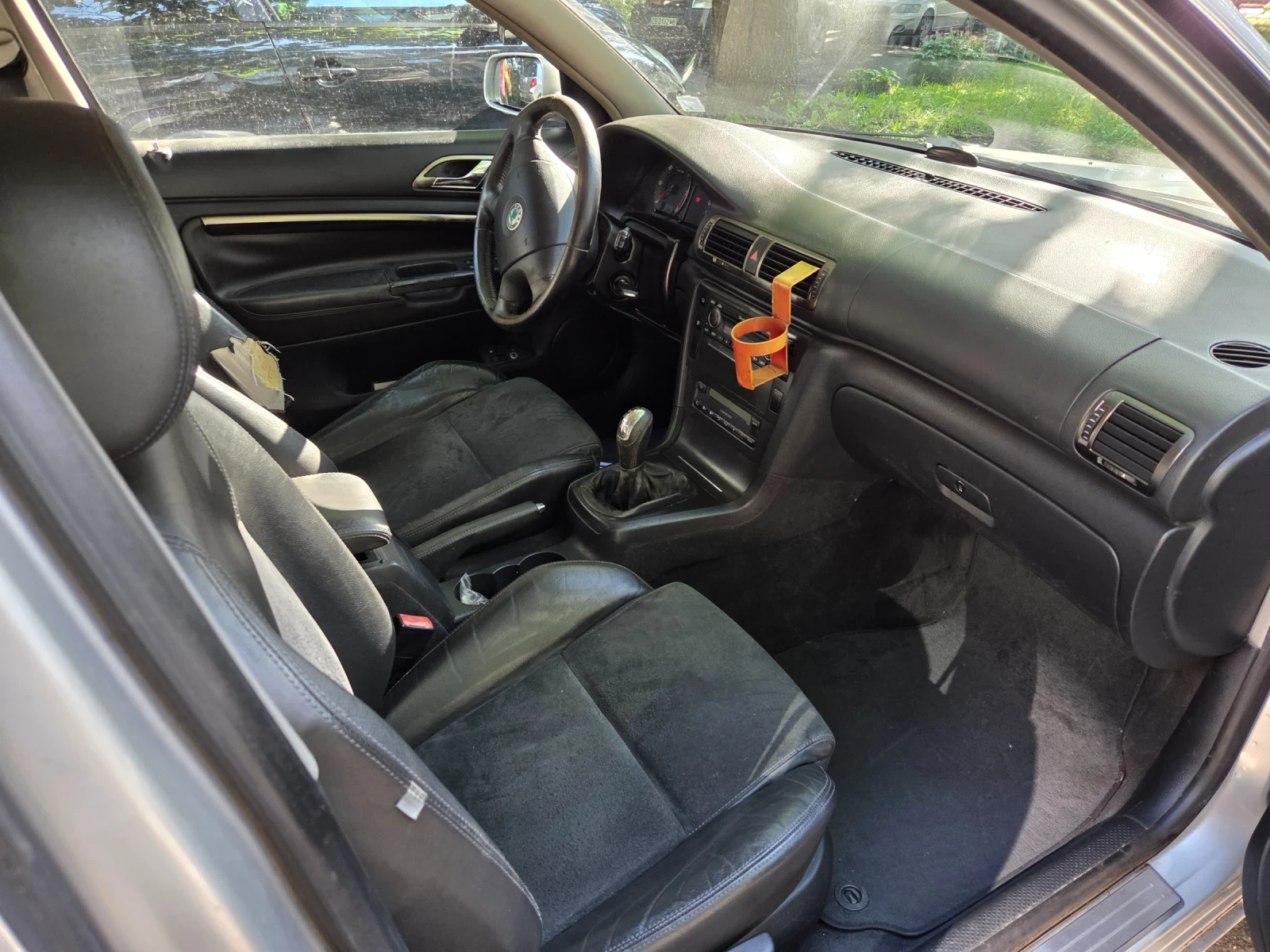 Skoda Superb Седан, снимка 3 - Автомобили и джипове - 54742504