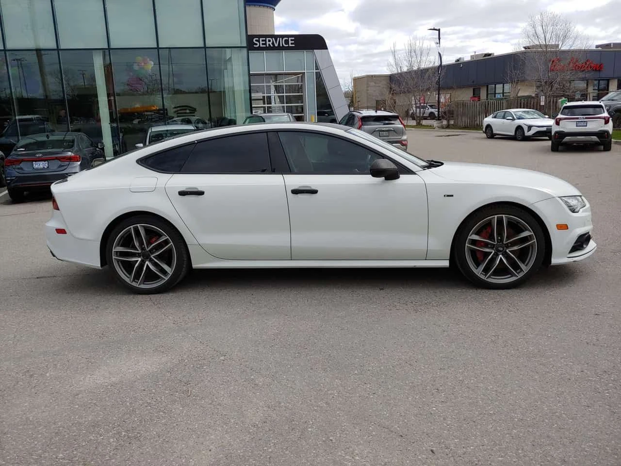 Audi A7 * 3.0T Technik AWD | SUNROOF | NAV | HTD SEATS * C, снимка 9 - Автомобили и джипове - 55408854